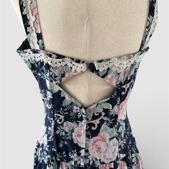 Vintage 1980s Scott McClintock Gunne Sax Floral Navy and Pink Dress - Picture 3 of 8